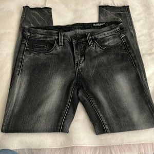 BLANK NYC SKINNY CLASSIQUE BLACK MID RISE JEANS SIZE 26